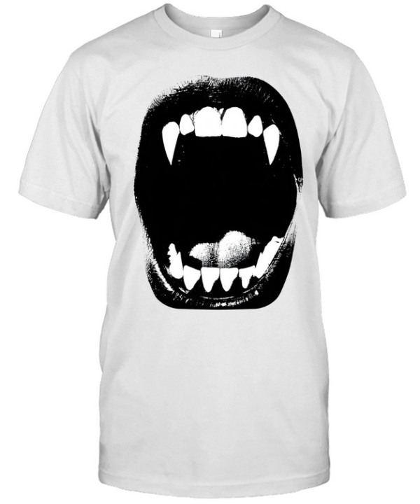 High-Contrast Vampire Fangs Screaming Mouth Gothic Grunge  Classic Men's T-shirt