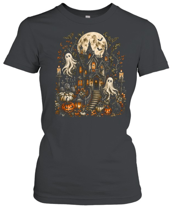 Vintage Gothic Haunted House Spooky Ghosts Full Moon Halloween  Classic Women's T-shirt