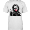 Funny Chucky Doll Blowing Bubble Gum Peace Sign Halloween Horror  Classic Men's T-shirt